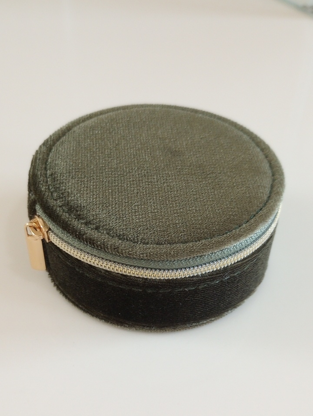 Olive Green Round Jewelry Travel Case - Picture 2 of 4